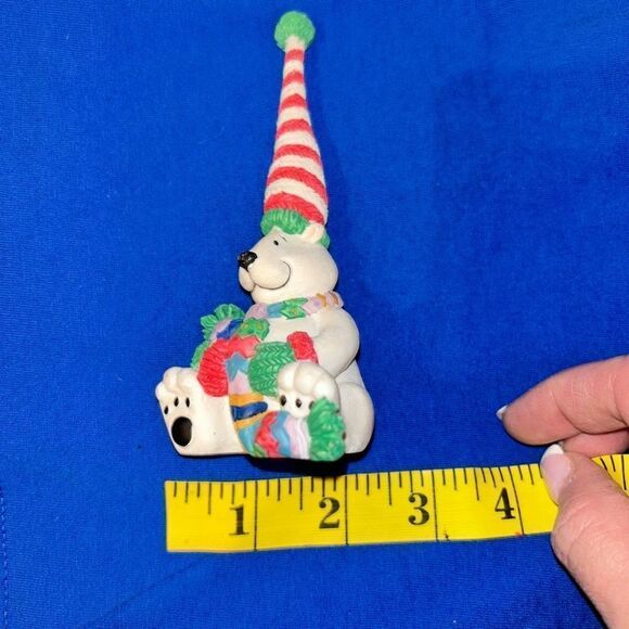 Vintage 1995 Roman Inc Winter Bear Tall Hat Figurine - Picture 7 of 7